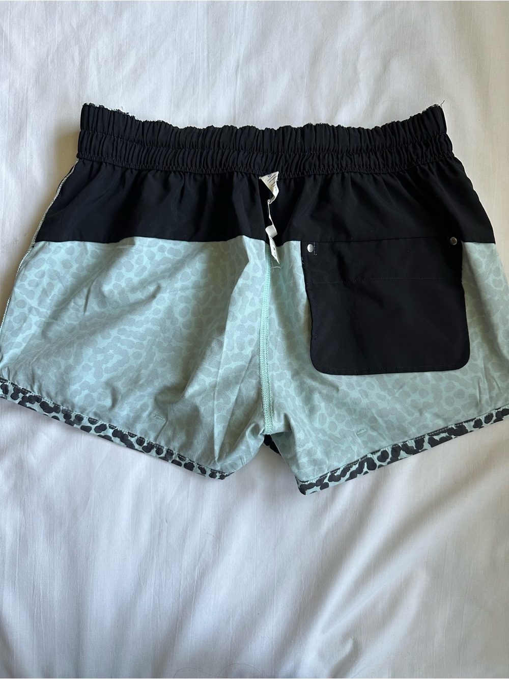 Lululemon Spring Break Away 3” Mint Green with Black Dot Print Drawstring Shorts - Picture 6 of 14